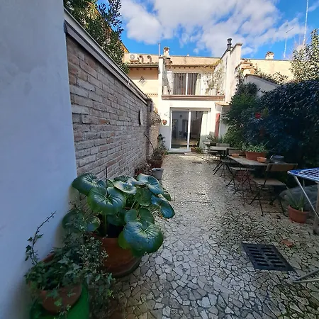 Il Cerchio Panzió 3*